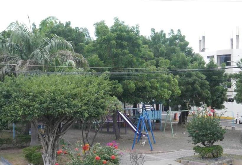 Park View Hostel&suites