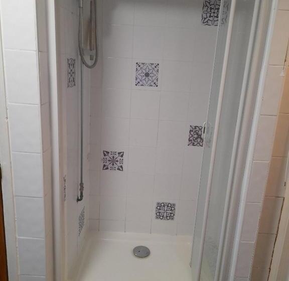 بنسيون British Flag