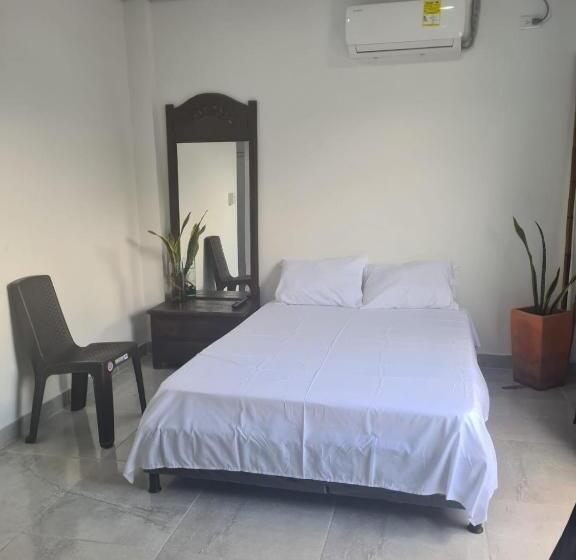 پانسیون Casaspa