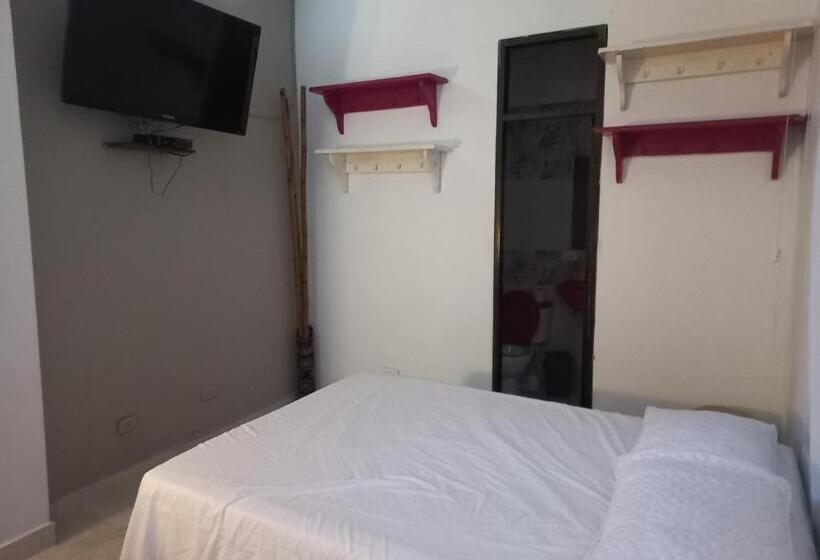 پانسیون Casaspa