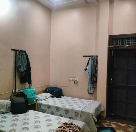 פנסיון Chaii & Chill Cafe