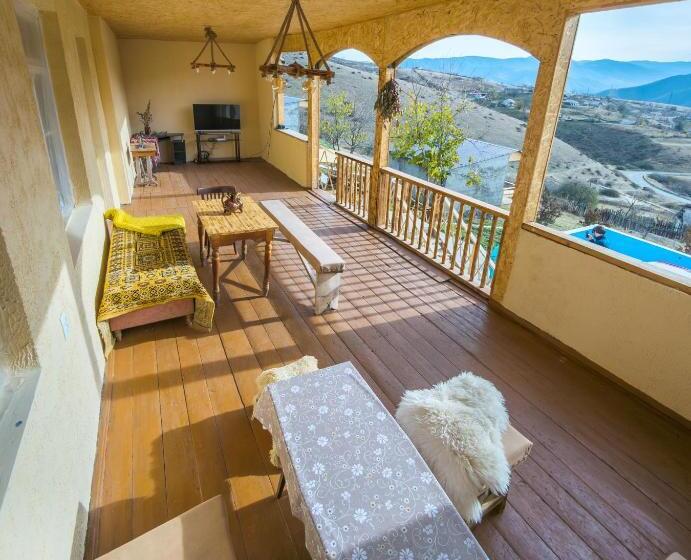 بنسيون Cypress Guesthouse