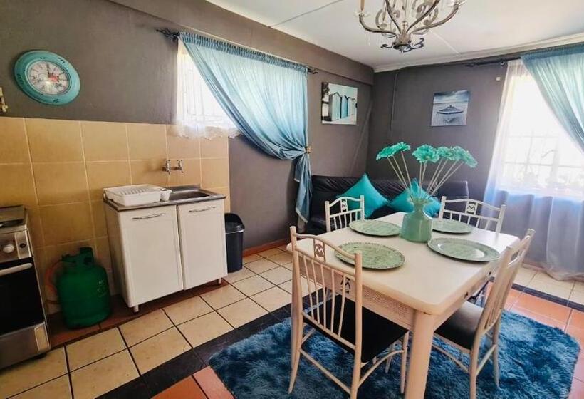 פנסיון De Oude Scholen Guest House