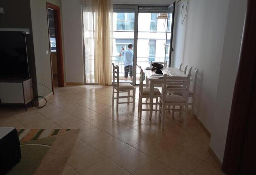 פנסיון Friends Hostel