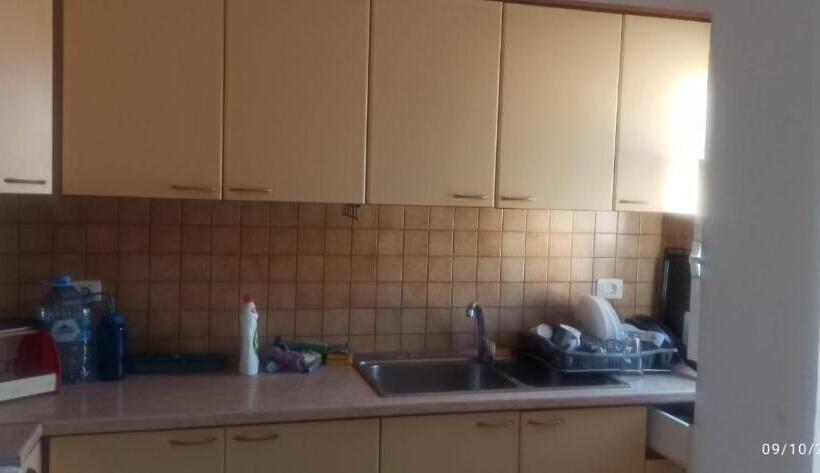 פנסיון Friends Hostel