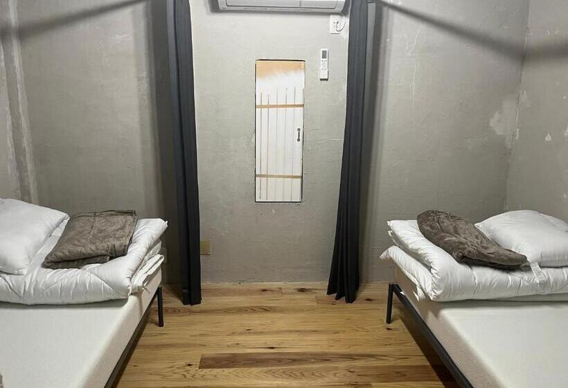 Пансион Guesthouse紫雲 Shiun