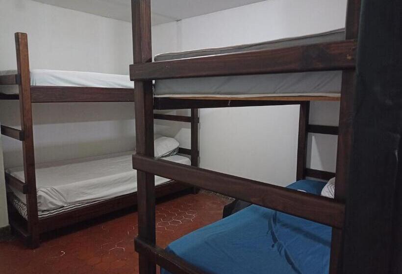 پانسیون Hostel B