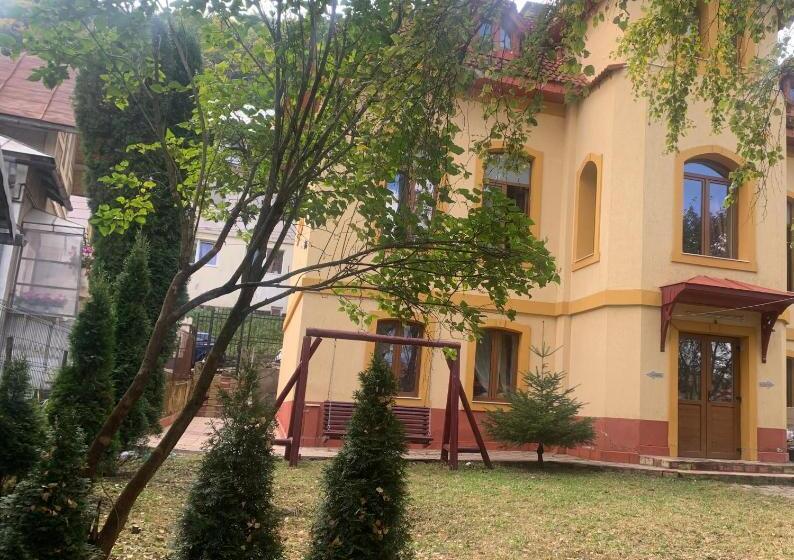 Пансион Hypnotic Villa Predeal