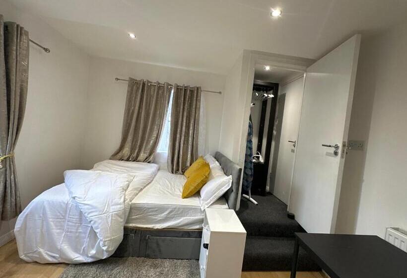 بنسيون Keedonwood Road Bromley, Rooms With Free Wifi