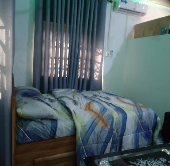 פנסיון Kingee Lodge