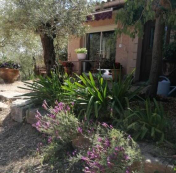 פנסיון Le Gîte D Anthénéa