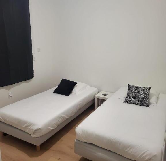 פנסיון Maison A