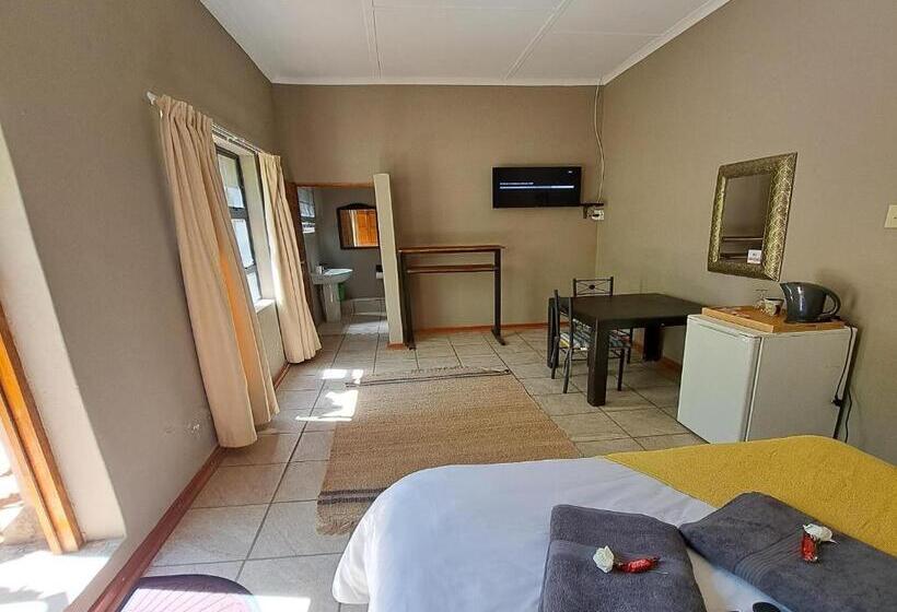 פנסיון Morgenbos Guesthouse