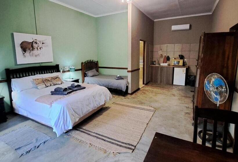 פנסיון Morgenbos Guesthouse