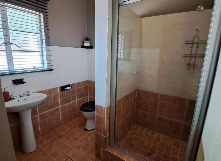 פנסיון Morgenbos Guesthouse