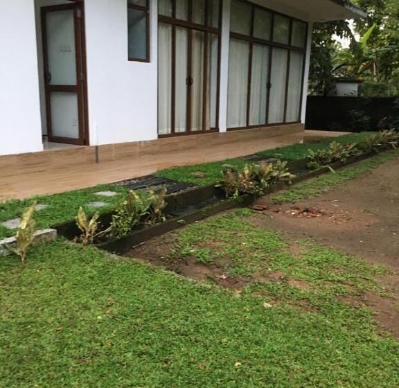 Пансион New Stay Inn