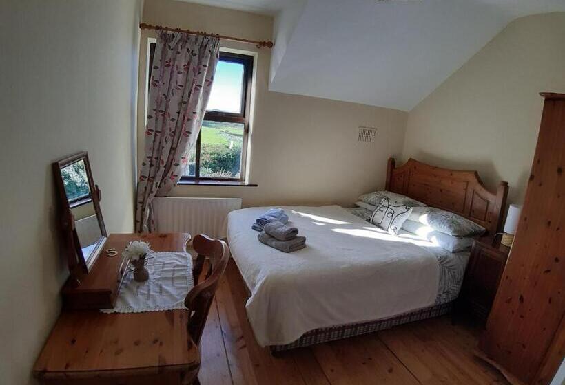 פנסיון Oystercatcher Guesthouse