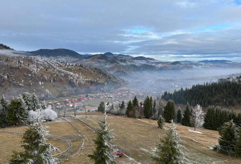 Пансион Skigyimes Guesthouse