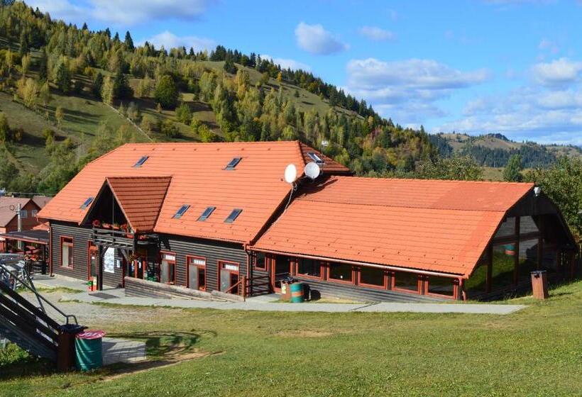 Пансион Skigyimes Guesthouse