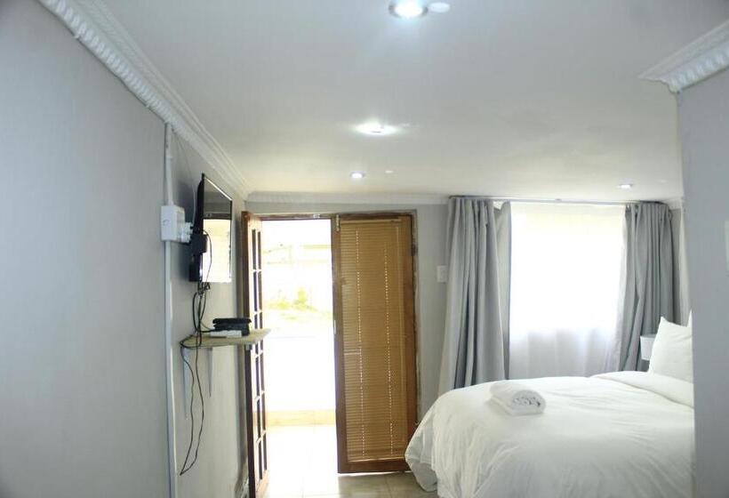 膳宿费 Suprime Hotels And Conference