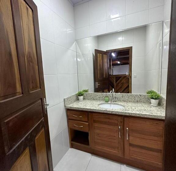 פנסיון Vila Dos Pássaros, Quarto 02