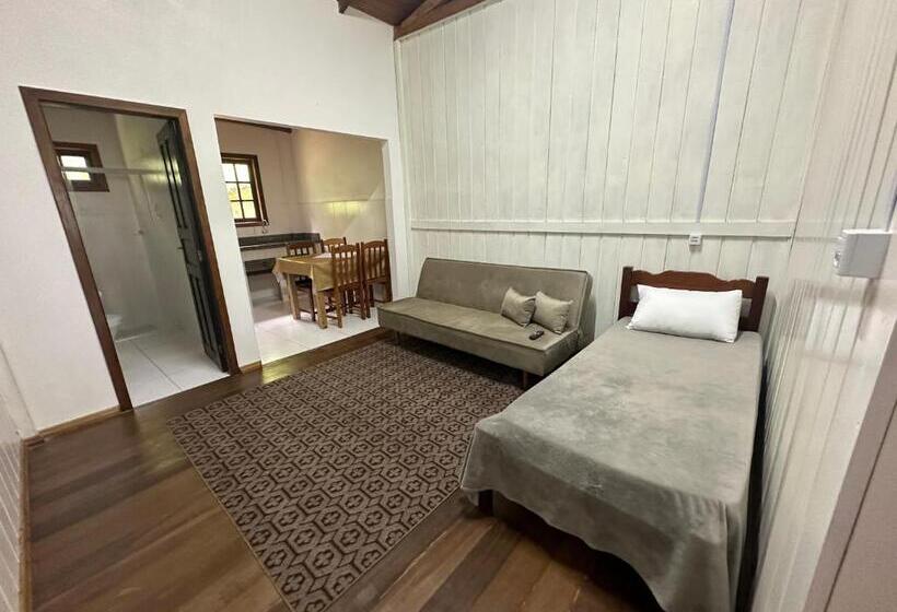 Pensiune Vila Dos Pássaros, Quarto 02