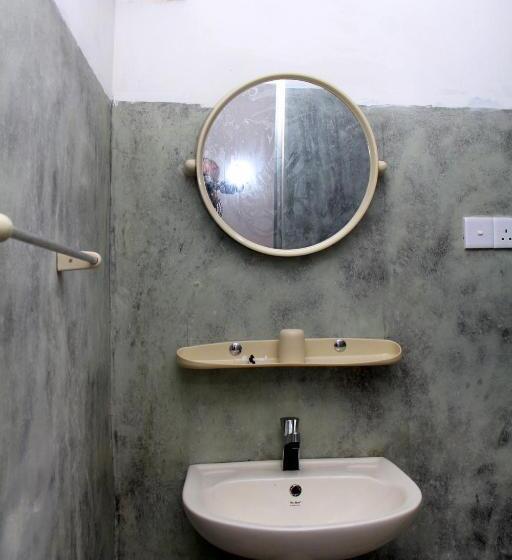 פנסיון Villa Hasi