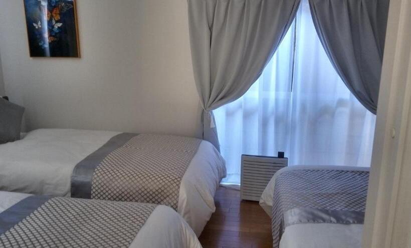 Пансион Yellow House