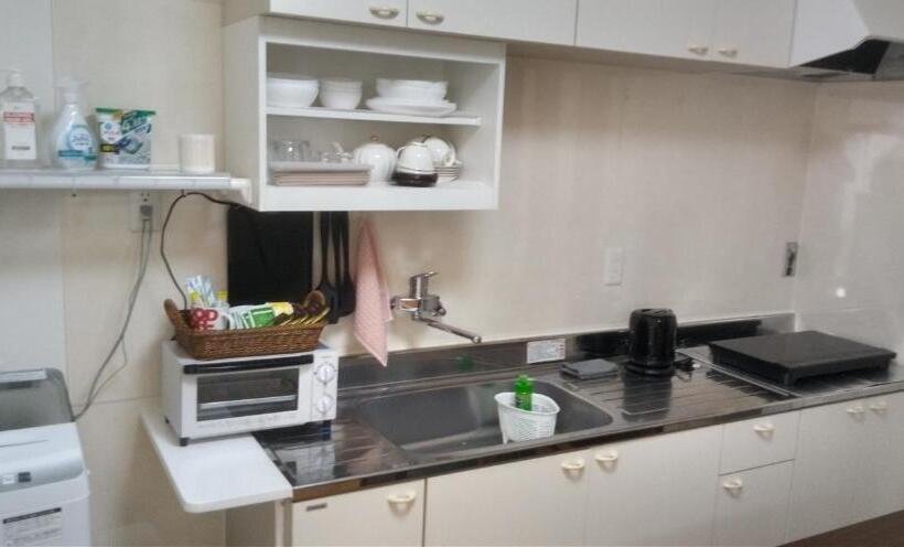 Пансион Yellow House