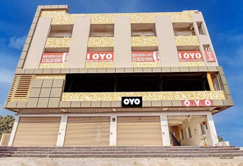 Super Oyo Flagship Hotel New Moon Light