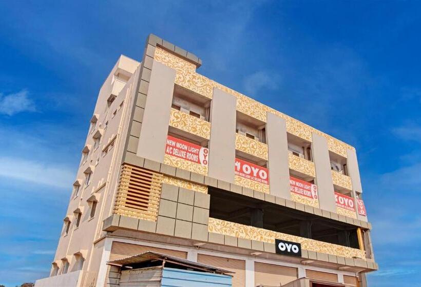 Super Oyo Flagship Hotel New Moon Light