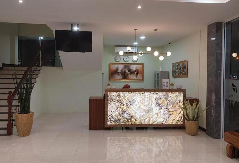 T Hotel Kualanamu