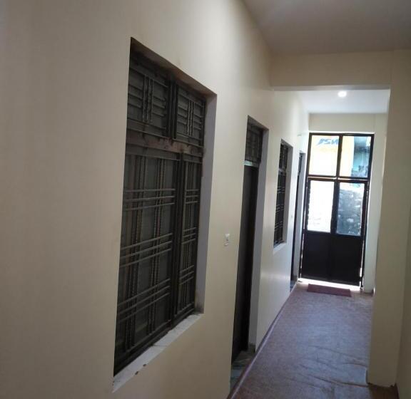 Tirupati Hotel And Restaurant