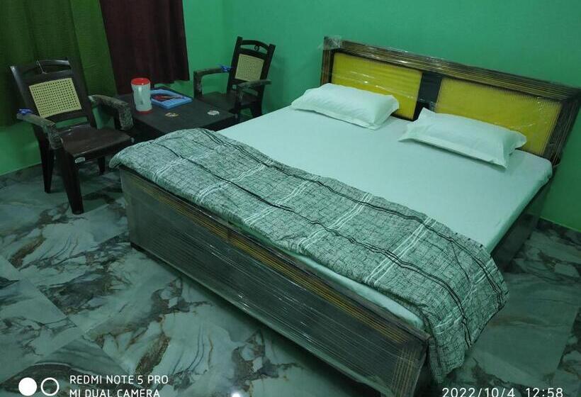 Tirupati Hotel And Restaurant