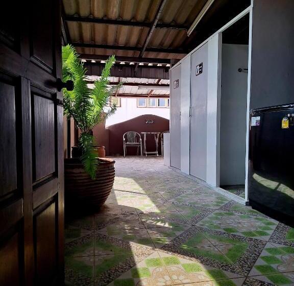 旅馆 Cody Backpackers Cnx