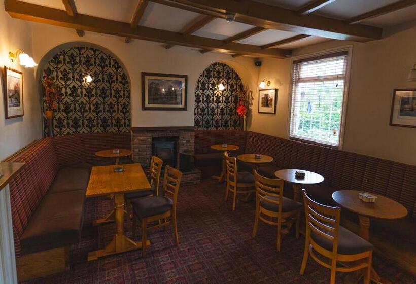 Общежитие Eyre Arms