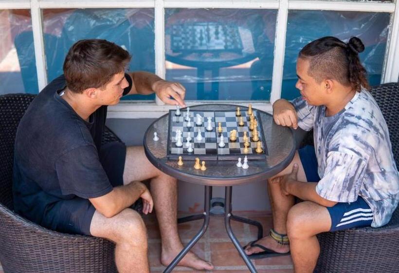 הוסטל La Casa De Jardin