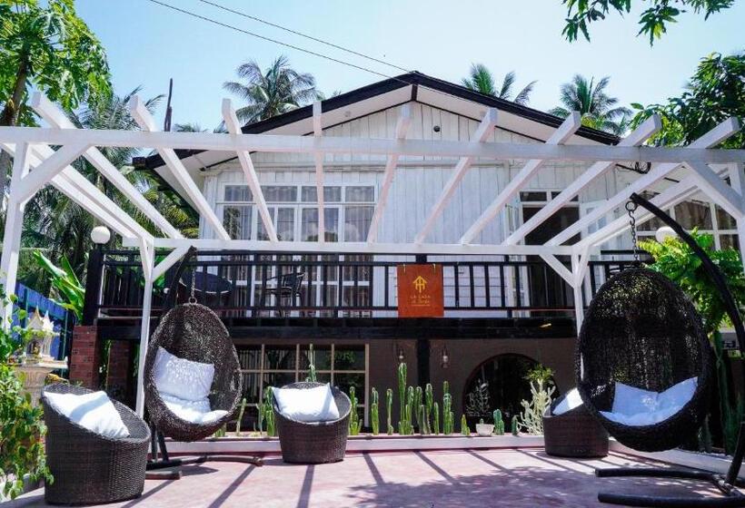 הוסטל La Casa De Jardin