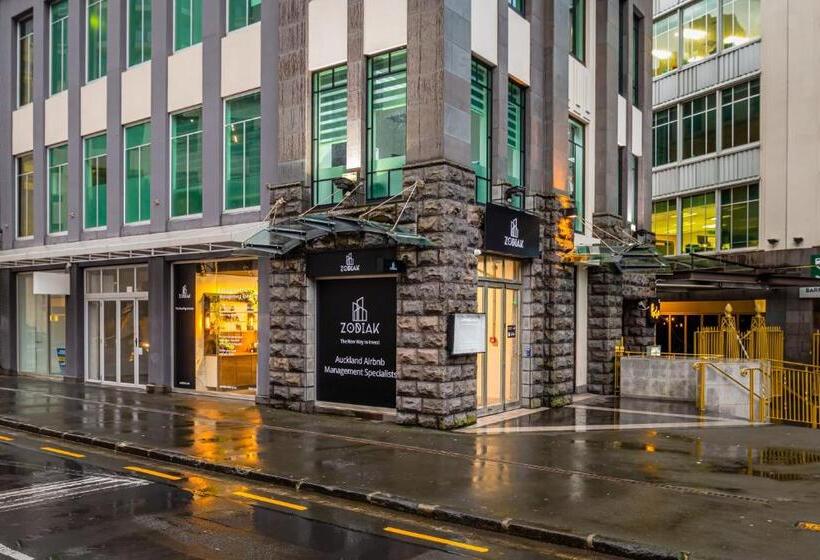 הוסטל Lovely Studio Room In Prime Location!