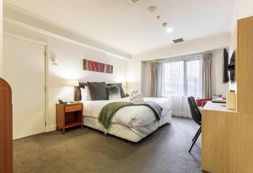 הוסטל Lovely Studio Room In Prime Location!