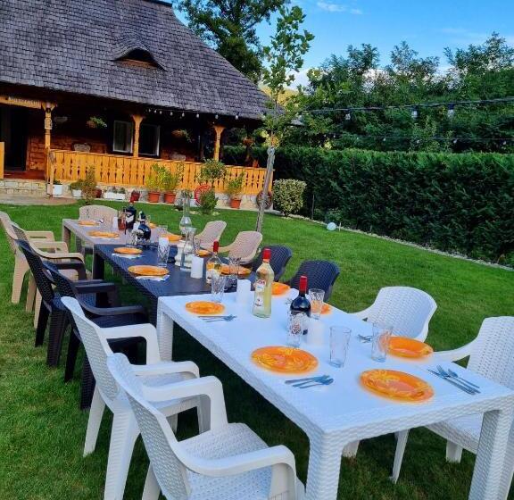 הוסטל Poiana Maramureseana