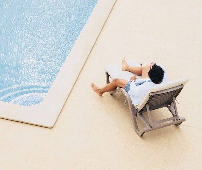 تختخواب و صبحانه Boutique Hotel Serena Vista