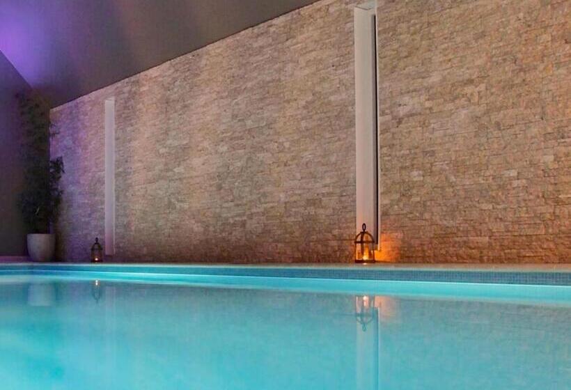 민박 Dionbulles & Dionlodge Guesthouse, Private Wellness Pool In Option