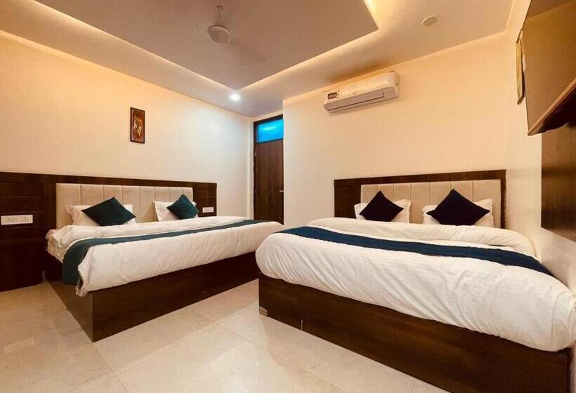 مبيت وإفطار Wooib Hotels, Haridwar