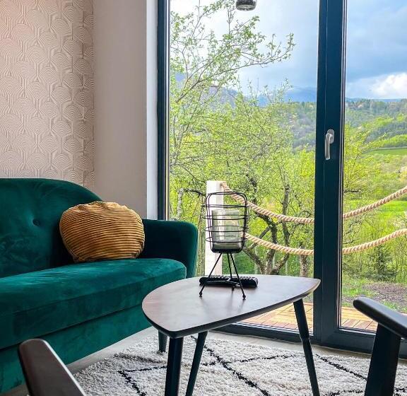 צימר Elysian Fields   Tiny House  Evergreen