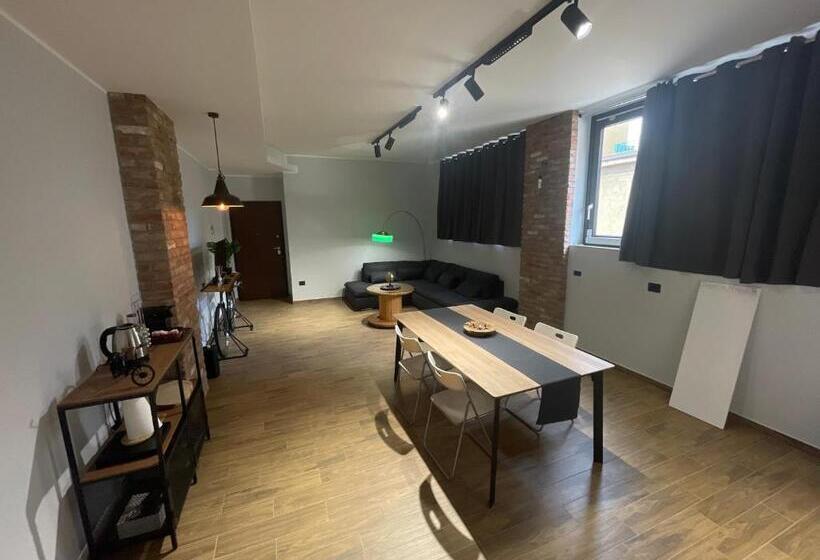 צימר Industrial House 3