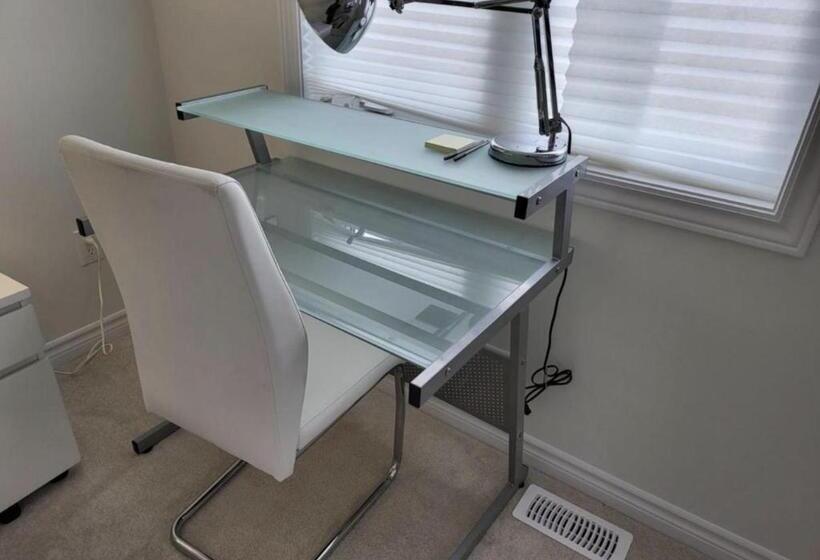 ベッドアンドブレックファースト New Luxury Home