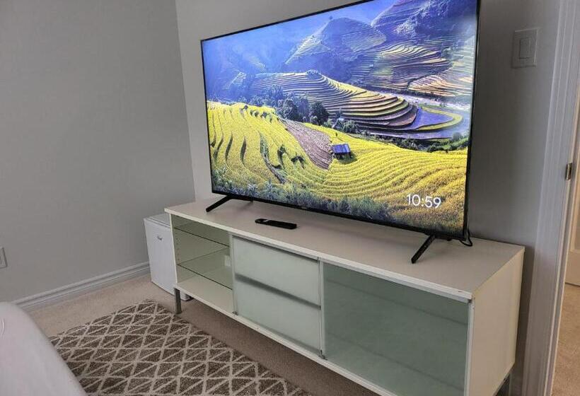 ベッドアンドブレックファースト New Luxury Home