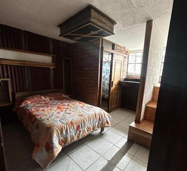 تختخواب و صبحانه Pineal Hampi Huasi