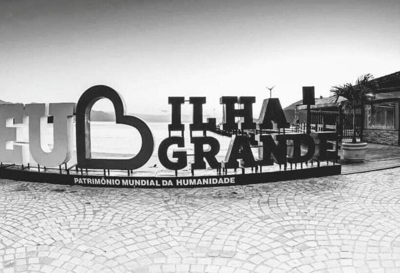 Casarão Hostel E Pousada